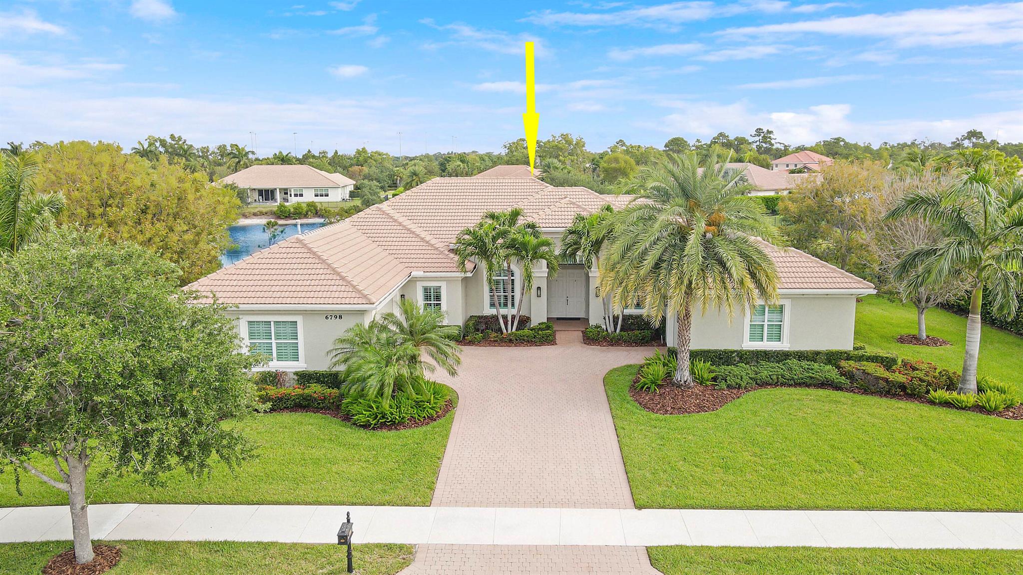 6798 SE Pierre Circle