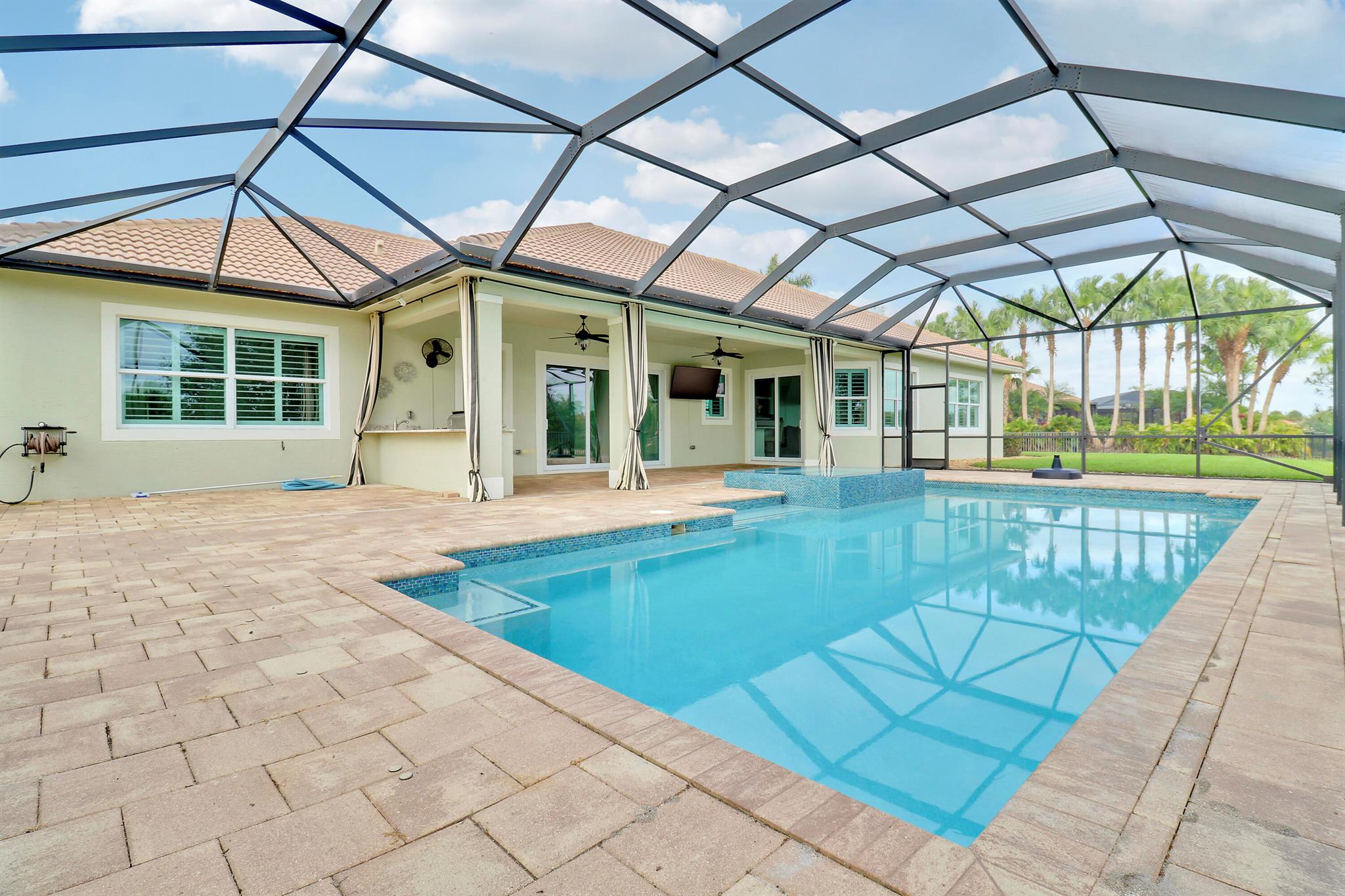 6798 SE Pierre Circle