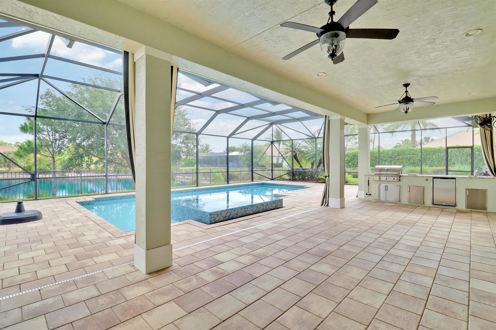 6798 SE Pierre Circle