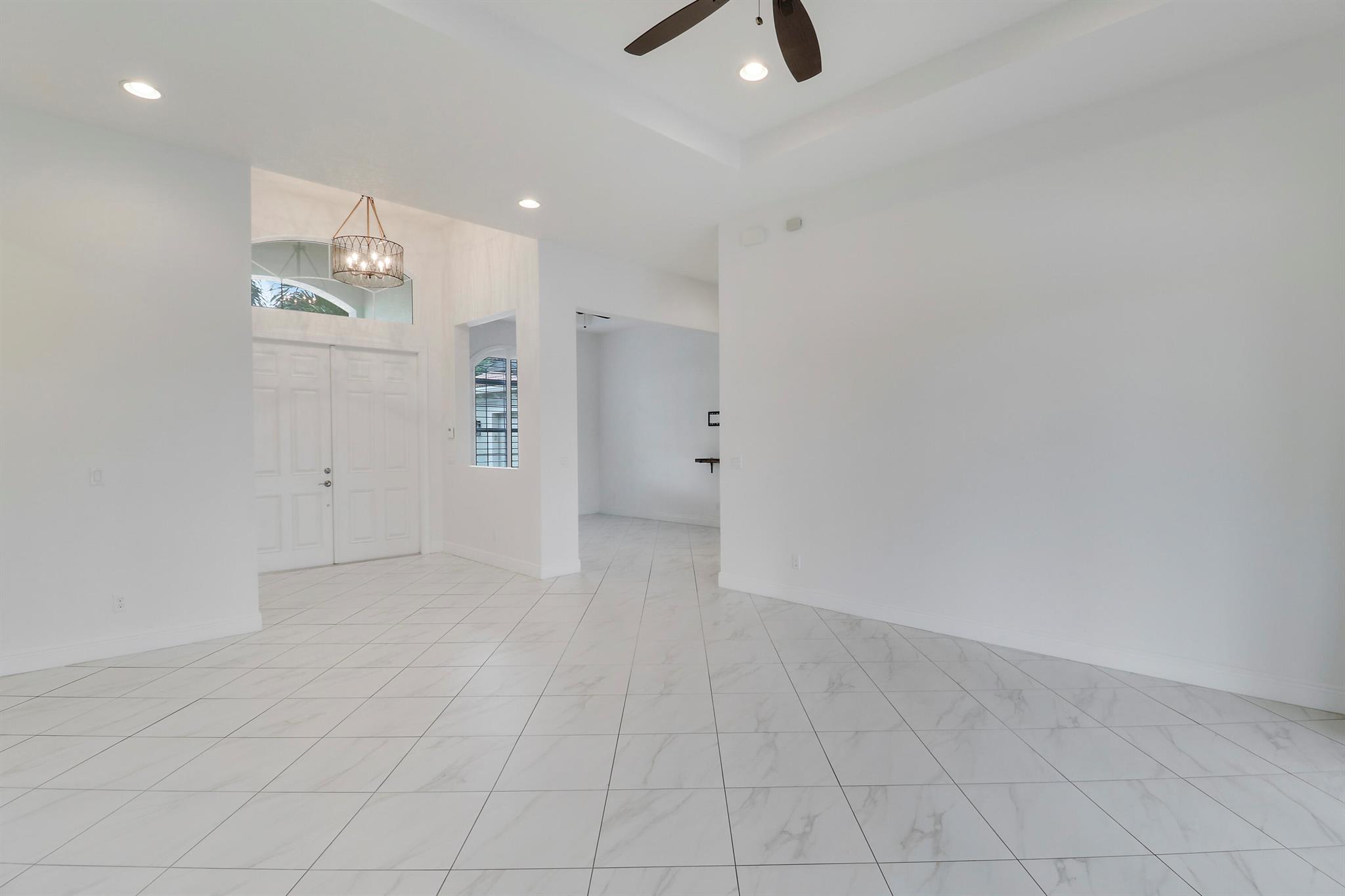 6798 SE Pierre Circle