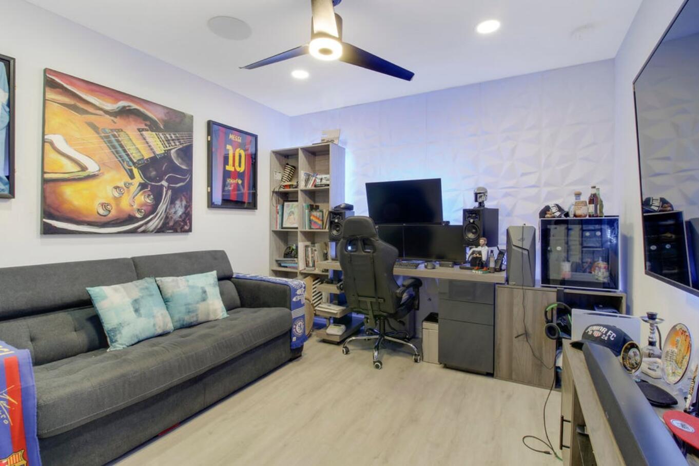 1010 Willow Place