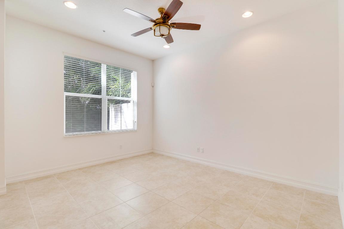 1848 Juno Landing Lane