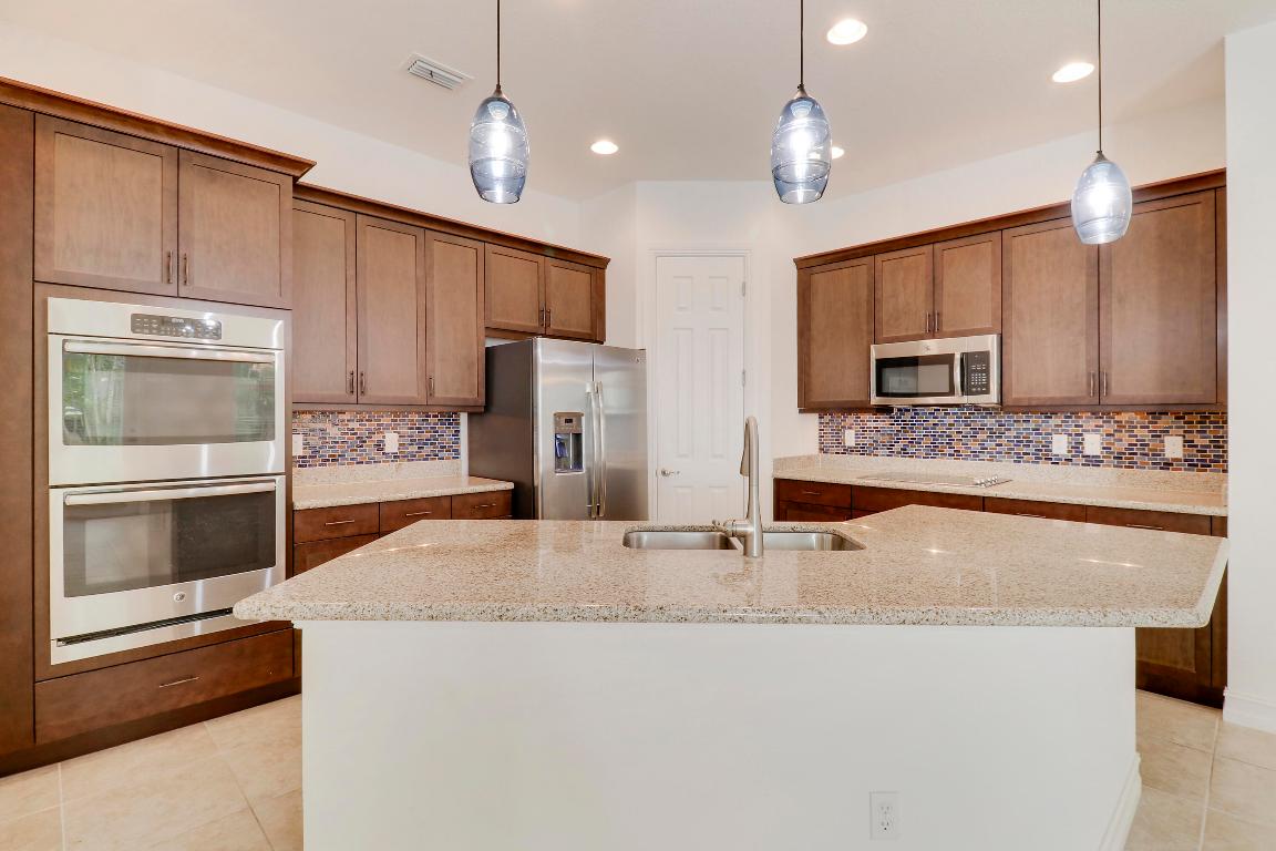 1848 Juno Landing Lane