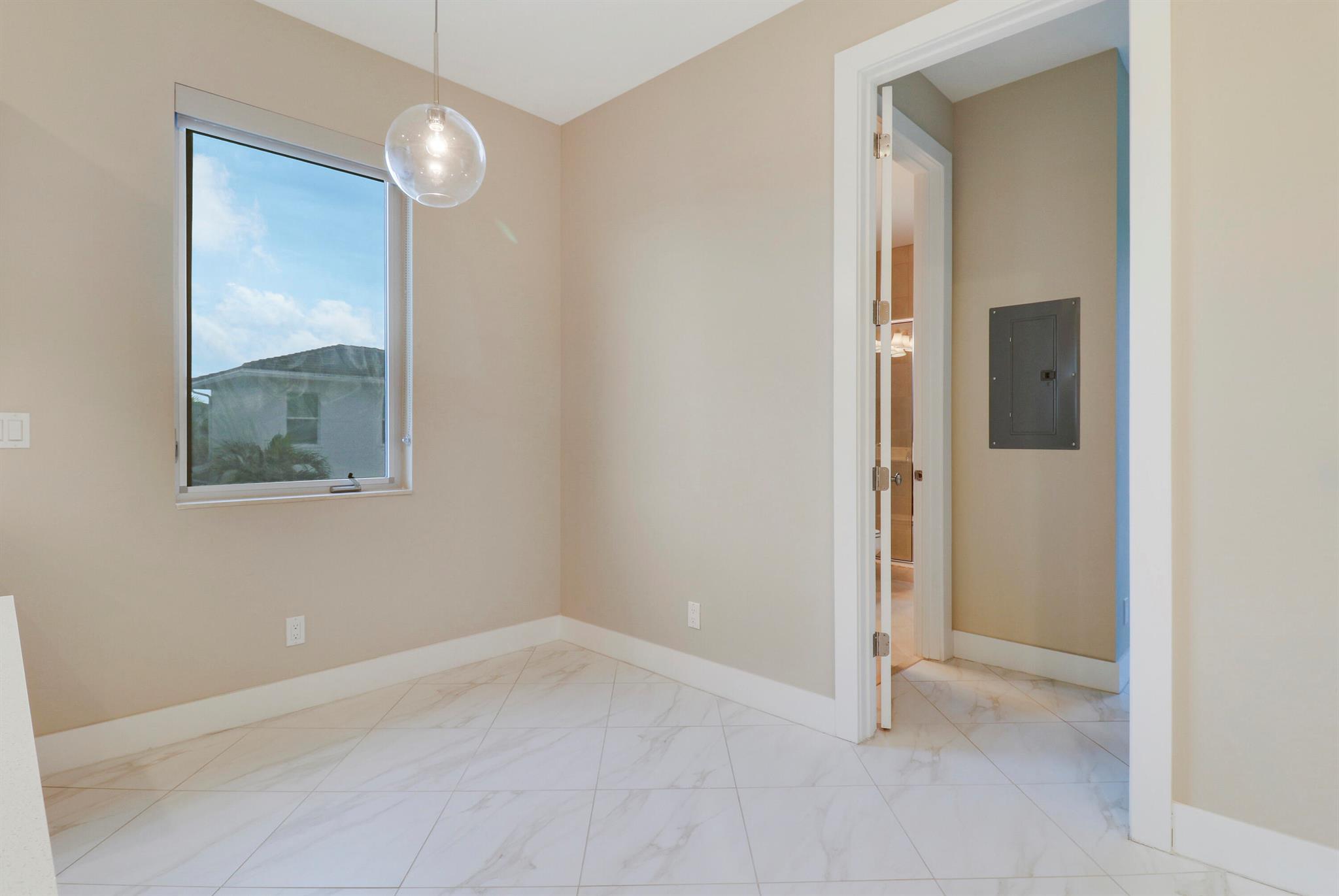 5029 Grandiflora Road