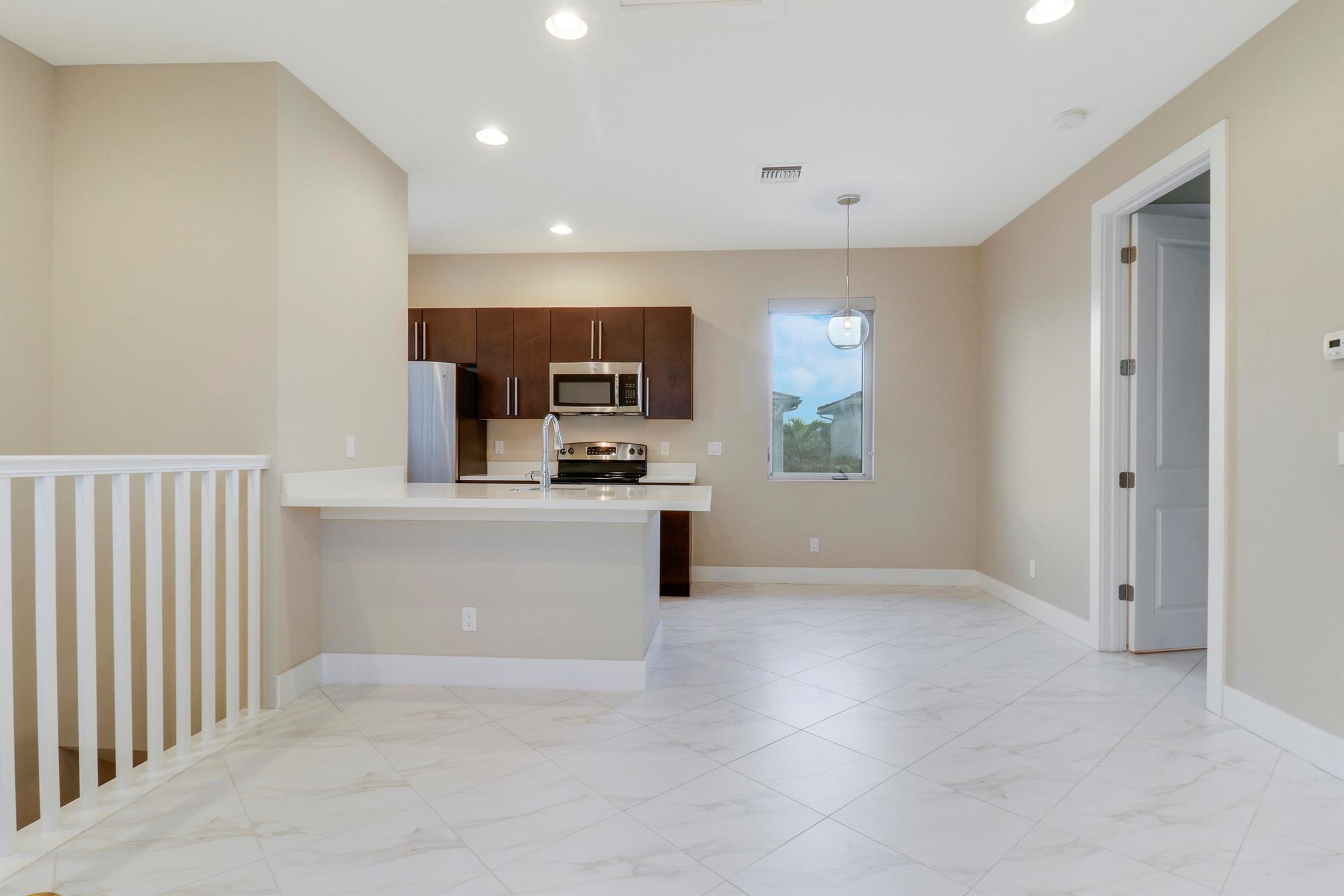 5029 Grandiflora Road