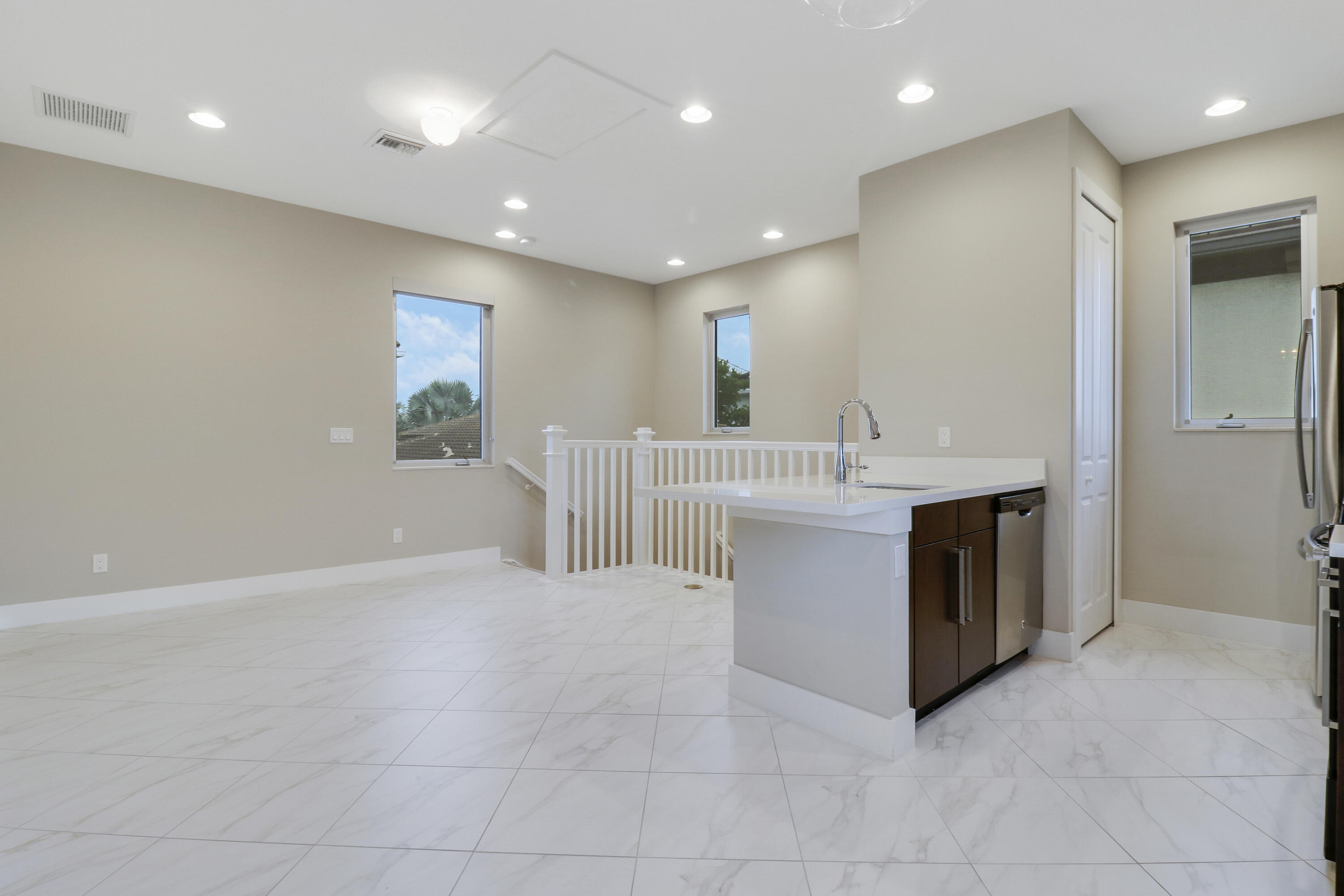 5029 Grandiflora Road