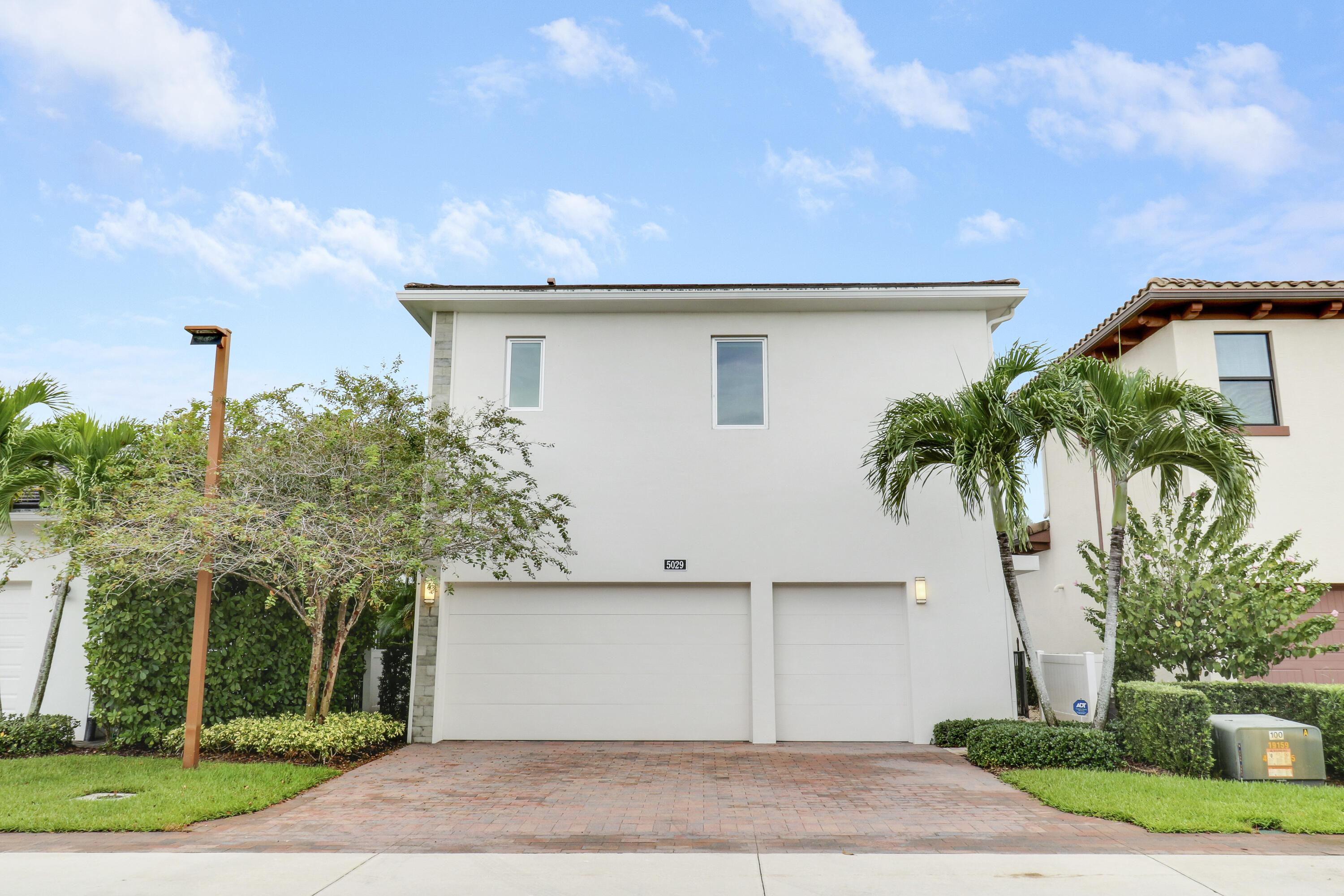 5029 Grandiflora Road