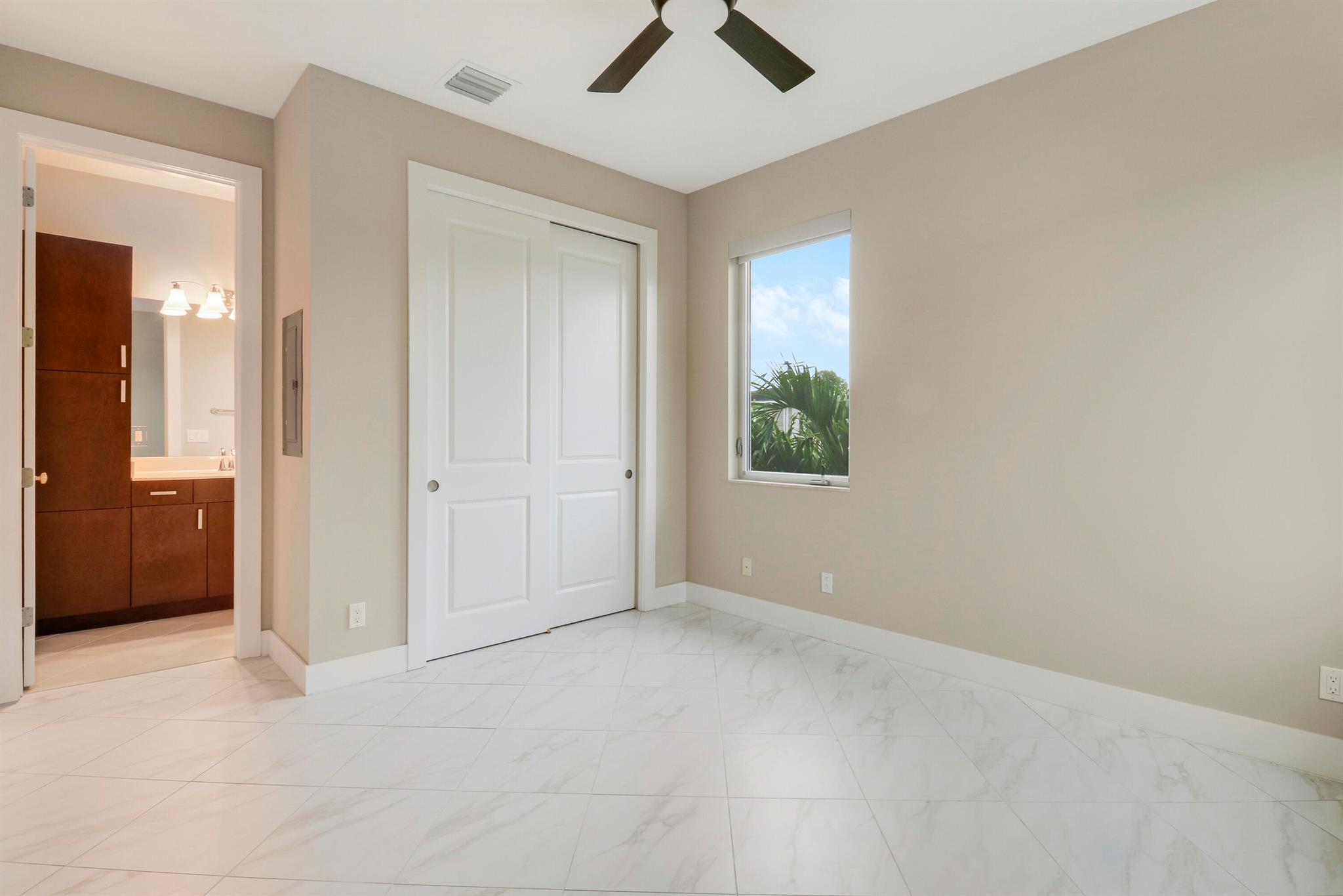 5029 Grandiflora Road