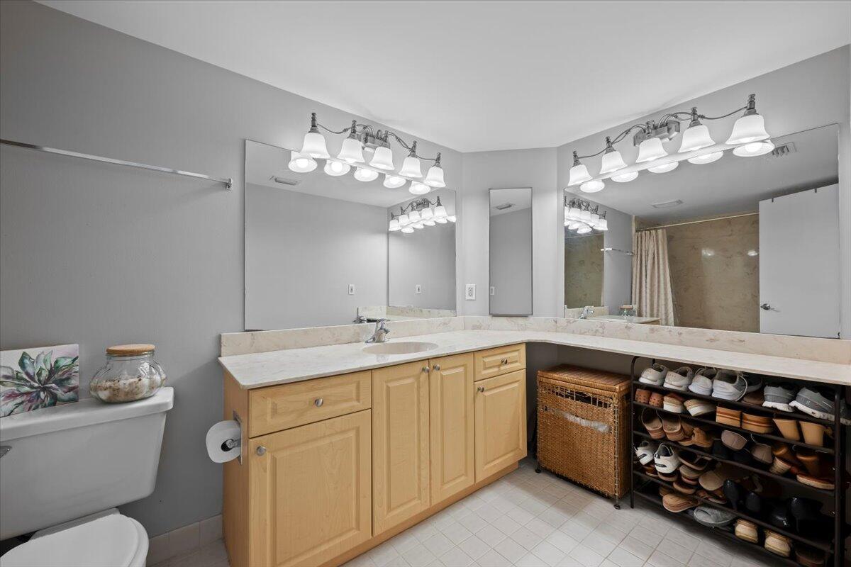 5261 Eagle Lake Drive