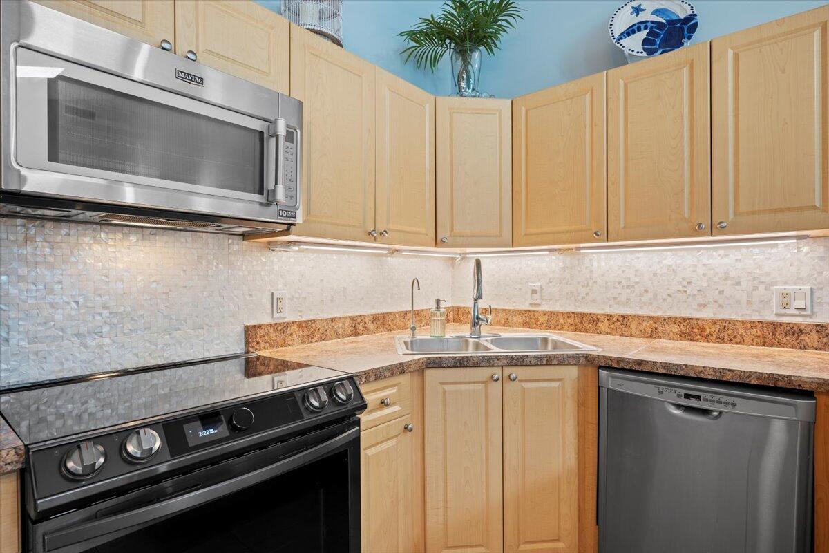 5261 Eagle Lake Drive