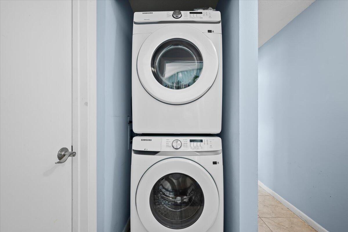 5261 Eagle Lake Drive