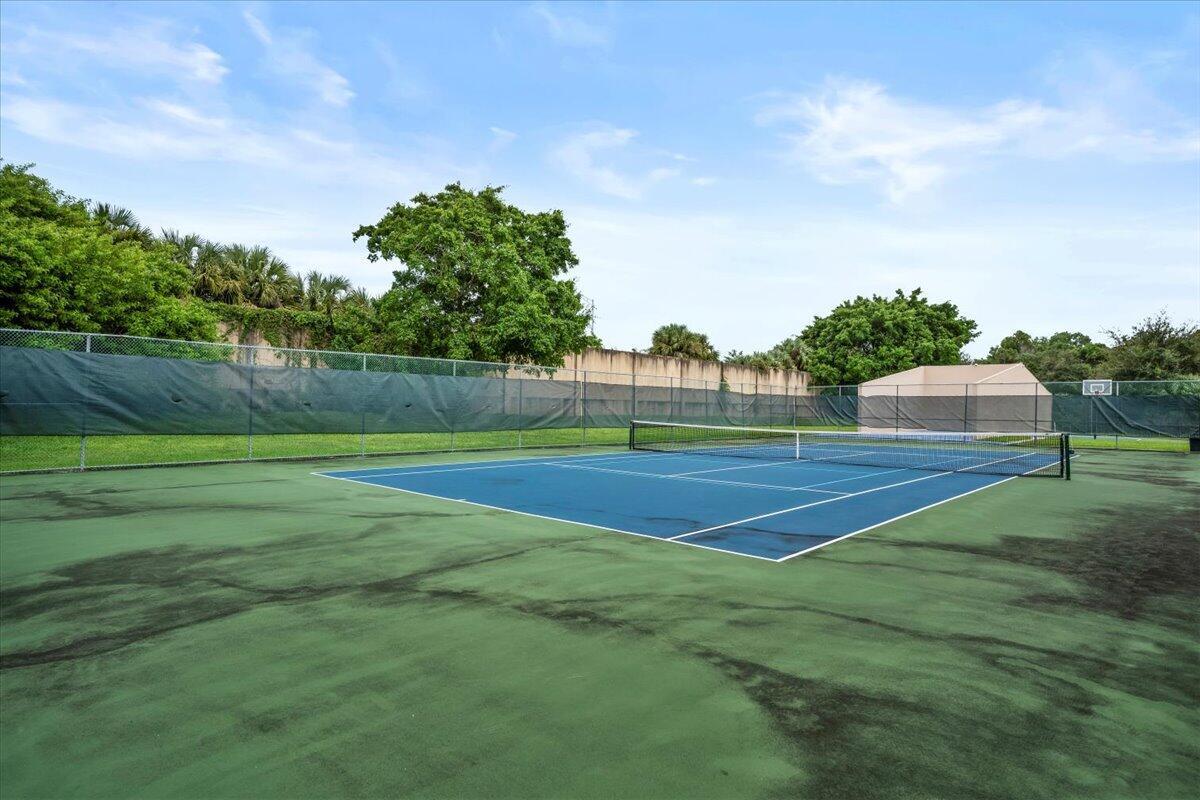 5261 Eagle Lake Drive