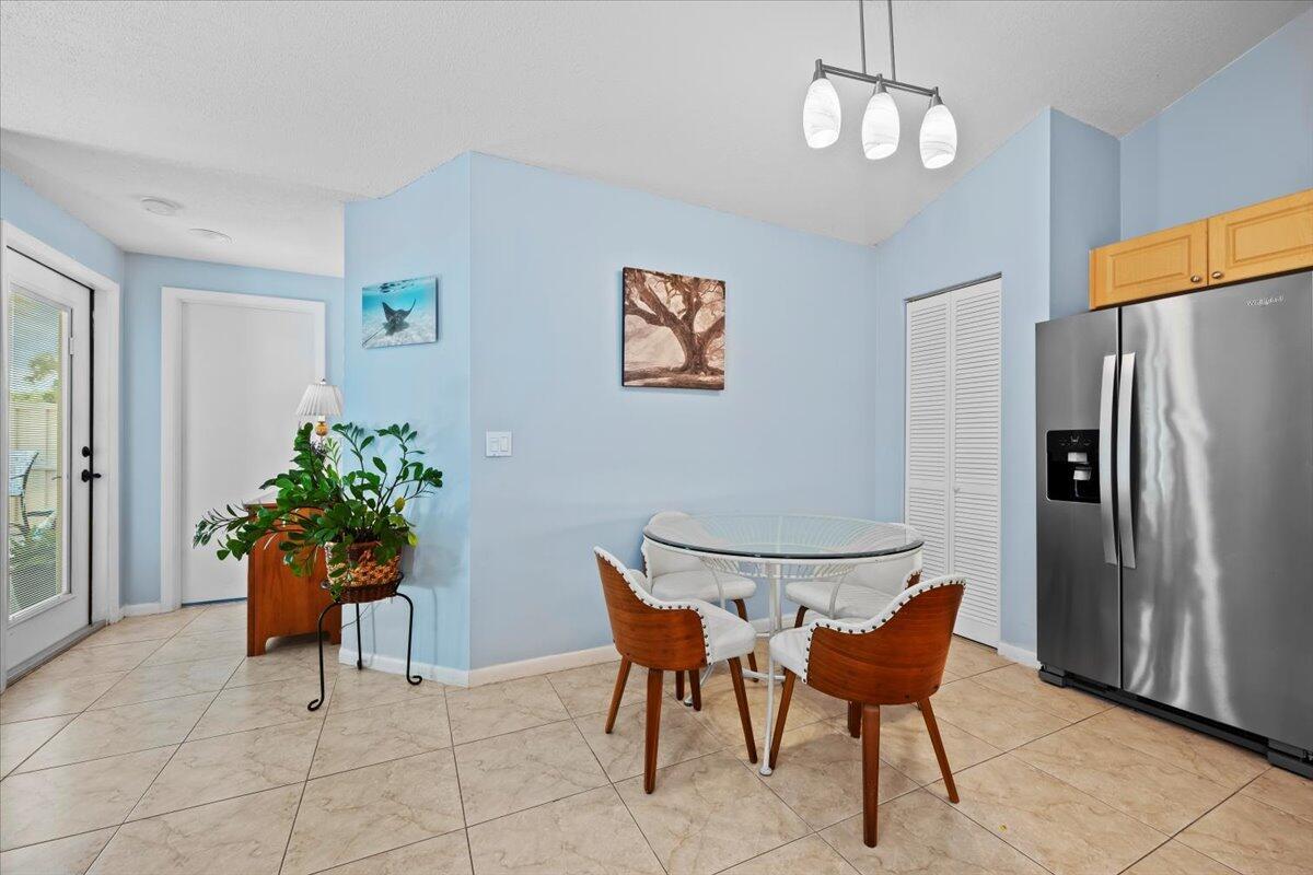 5261 Eagle Lake Drive