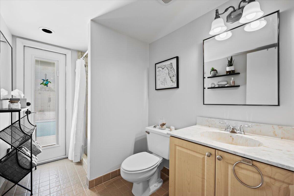 5261 Eagle Lake Drive