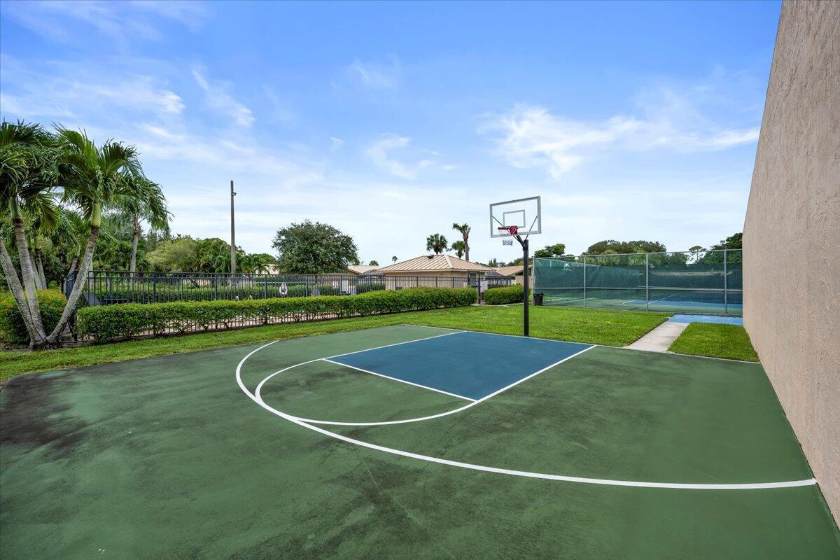 5261 Eagle Lake Drive