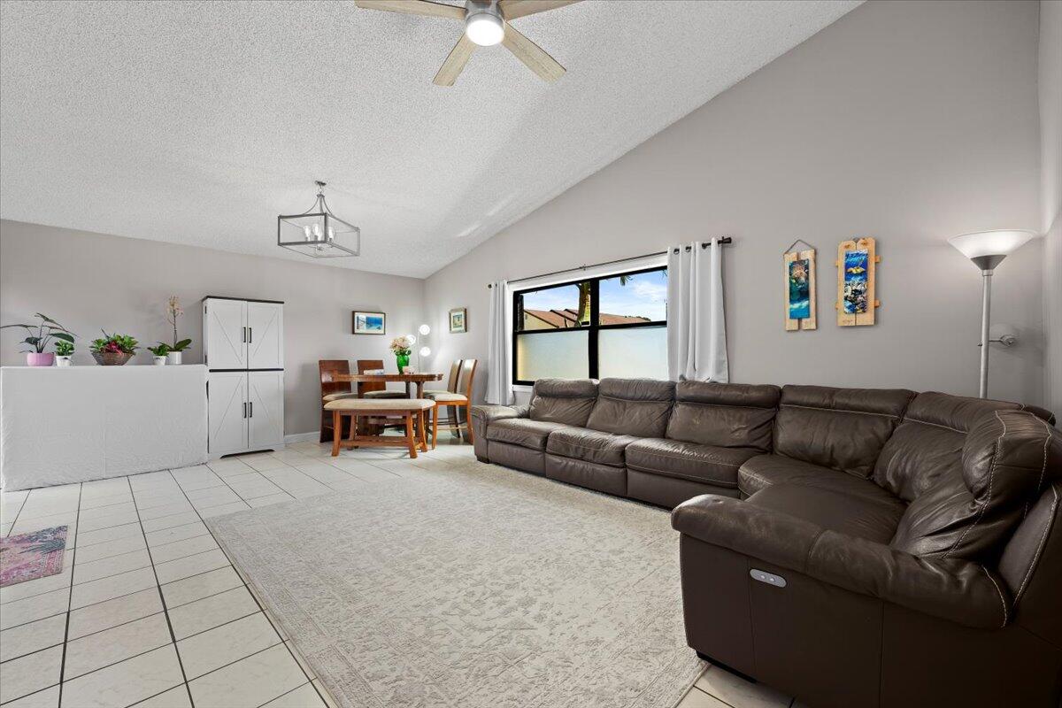 442 Springdale Circle