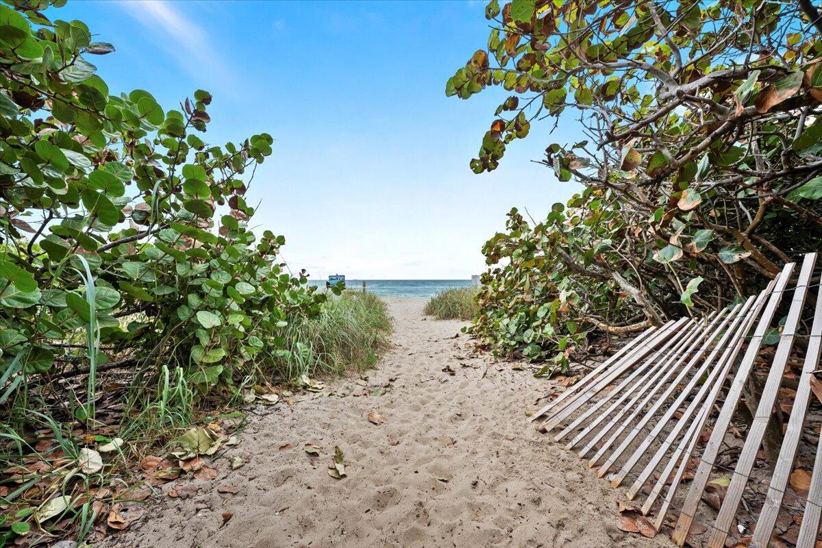 2860 S Ocean Boulevard 201