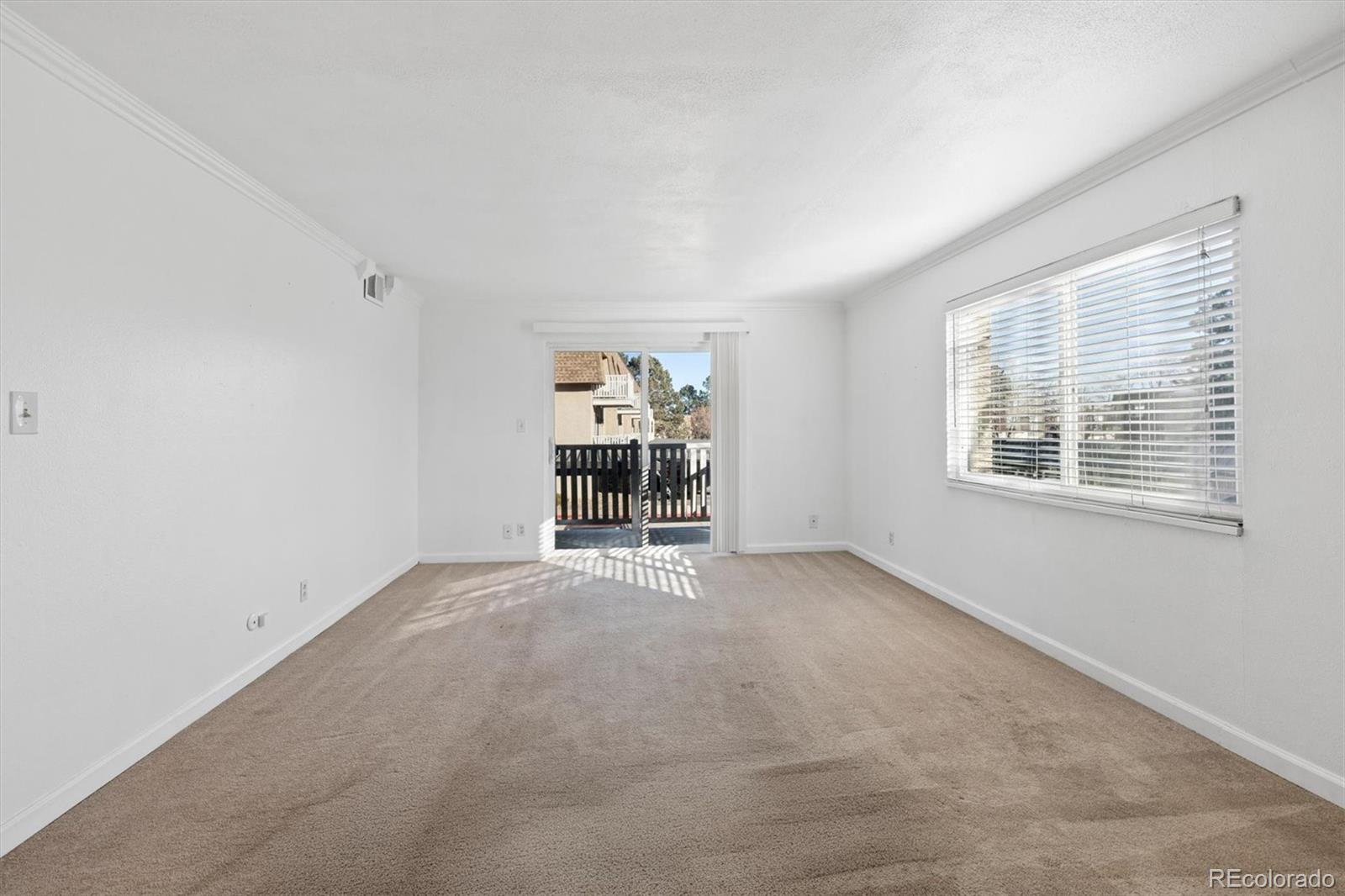 7665 E quincy Avenue Unit: 204