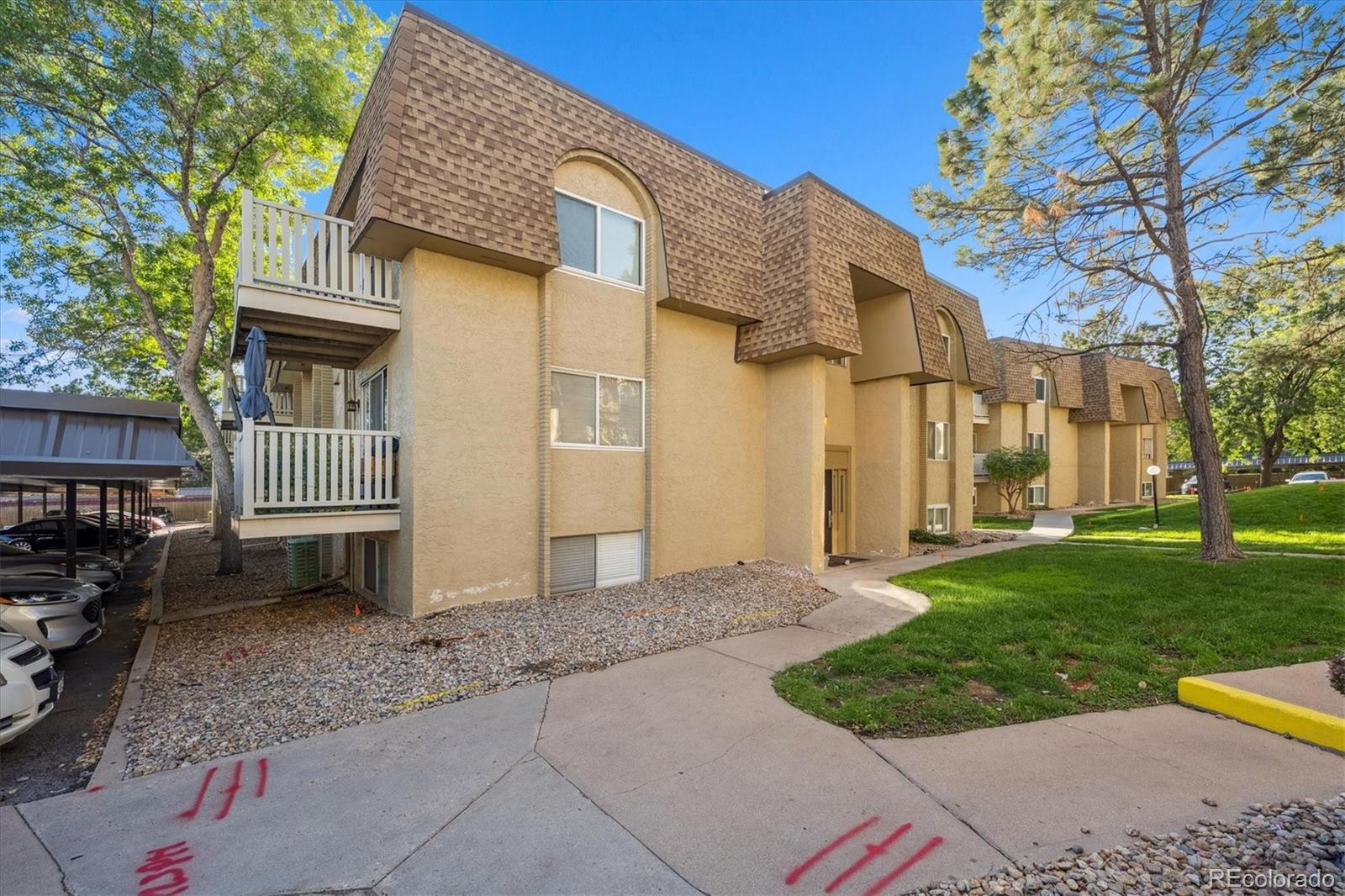 7665 E quincy Avenue Unit: 204