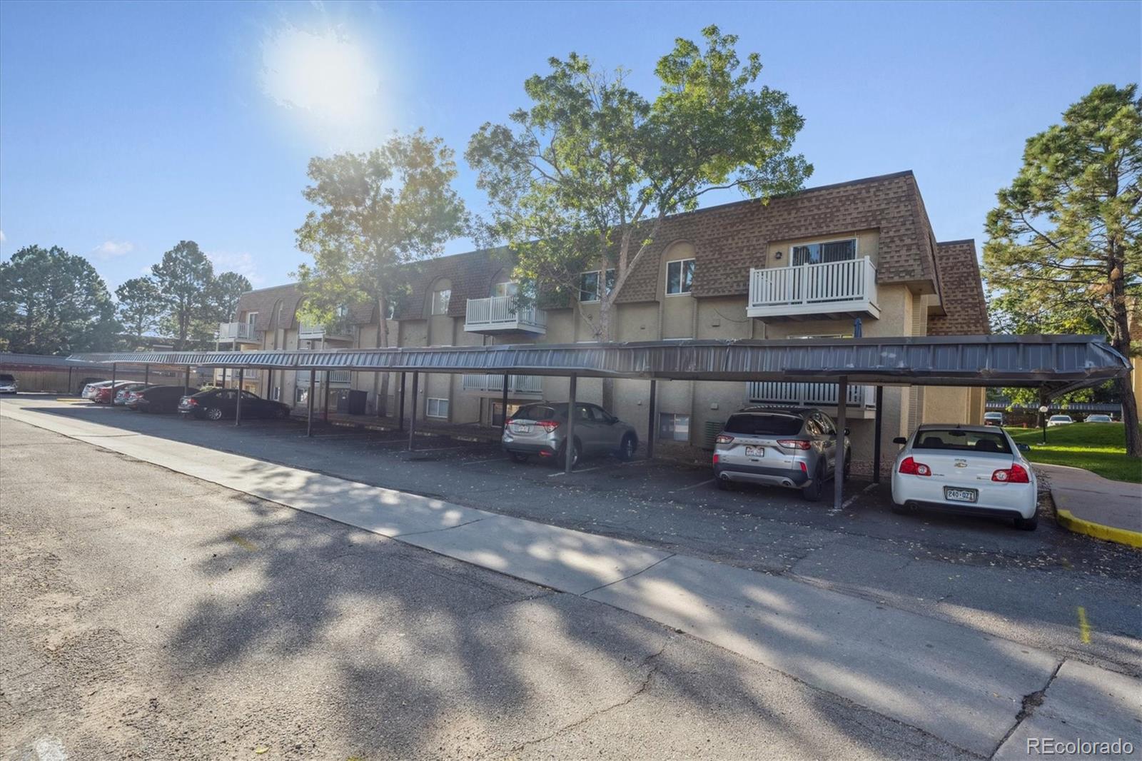 7665 E quincy Avenue Unit: 204