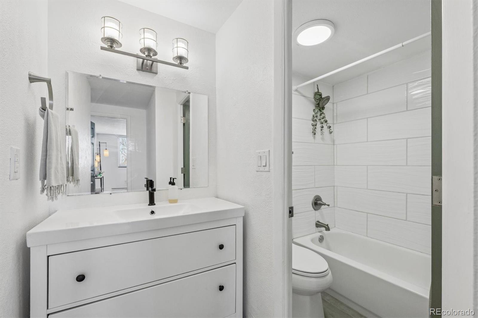 1125 N Washington Street Unit: 503