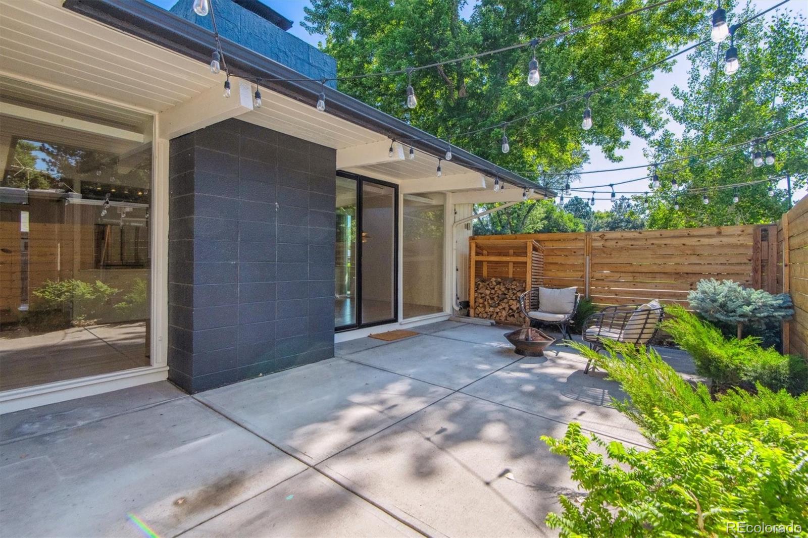 1309 S Elm Street