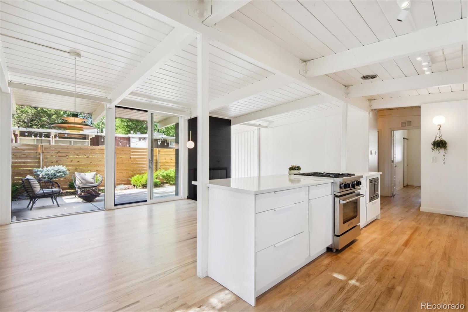 1309 S Elm Street