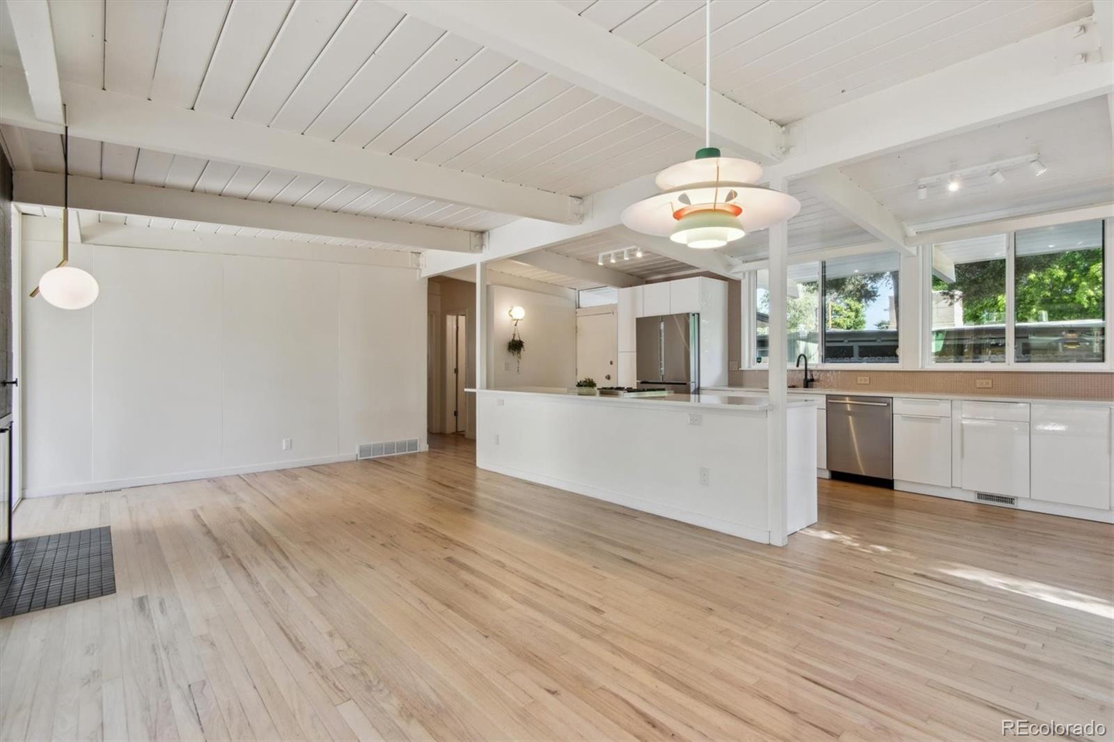 1309 S Elm Street