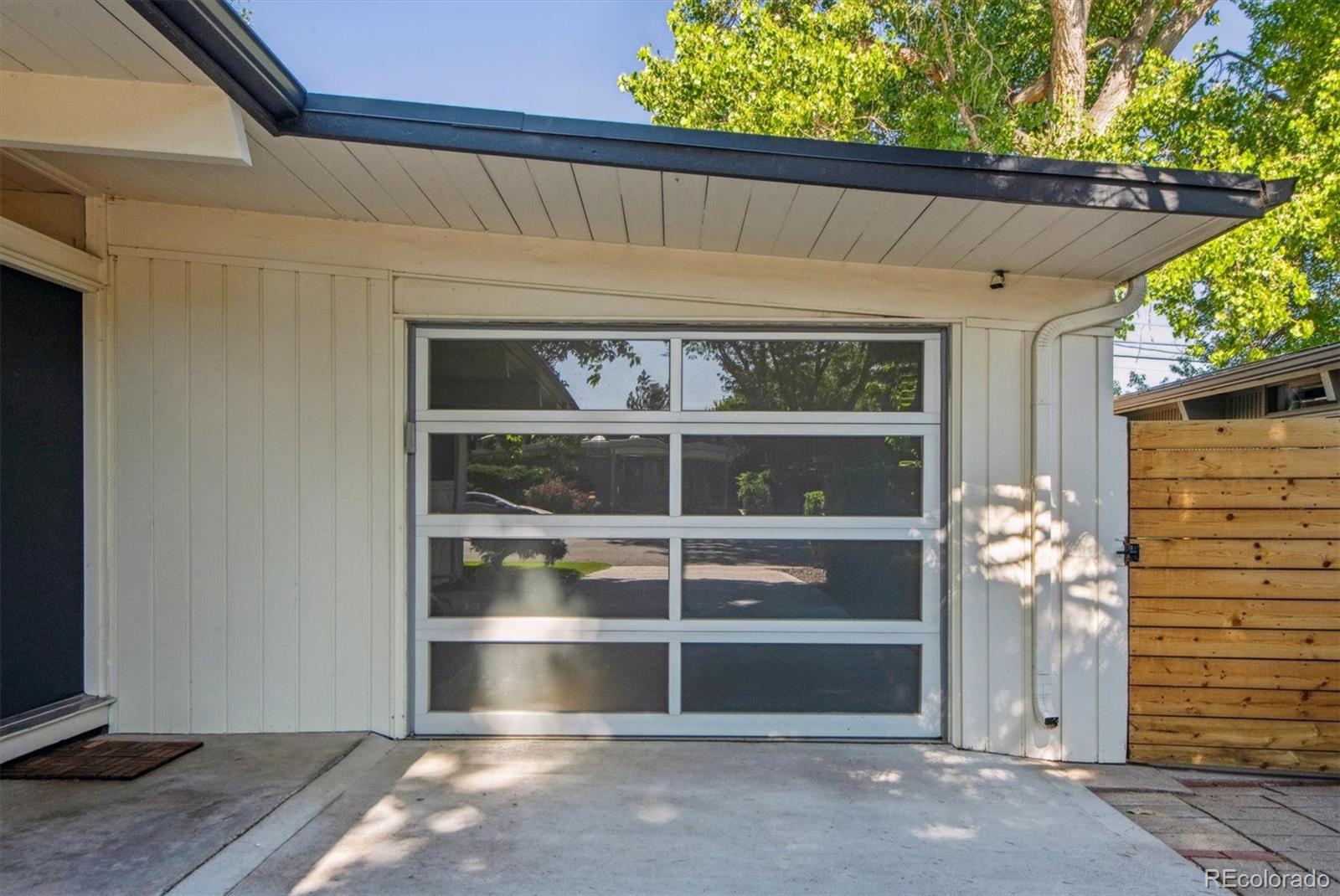 1309 S Elm Street