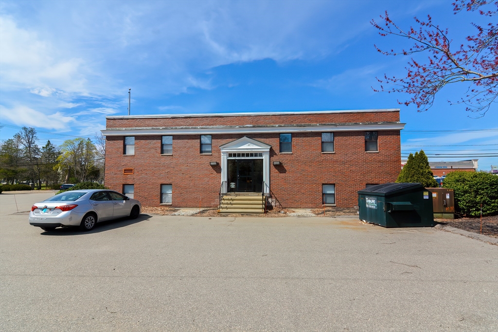 1044 Central St # 201