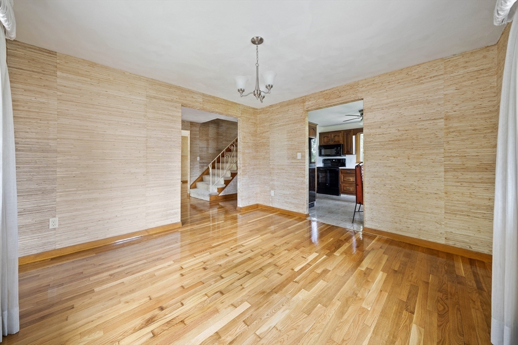 17 Irving Ave
