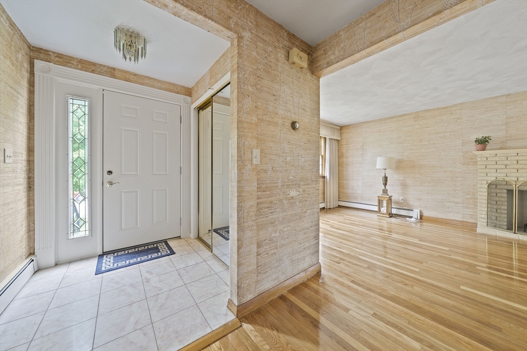 17 Irving Ave