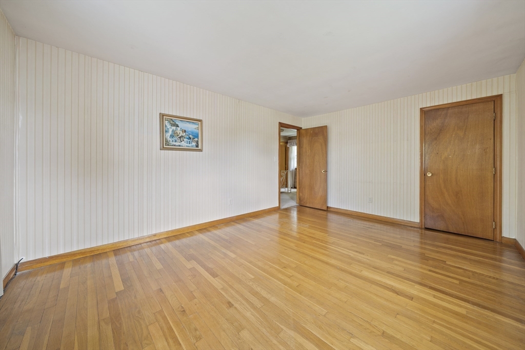 17 Irving Ave