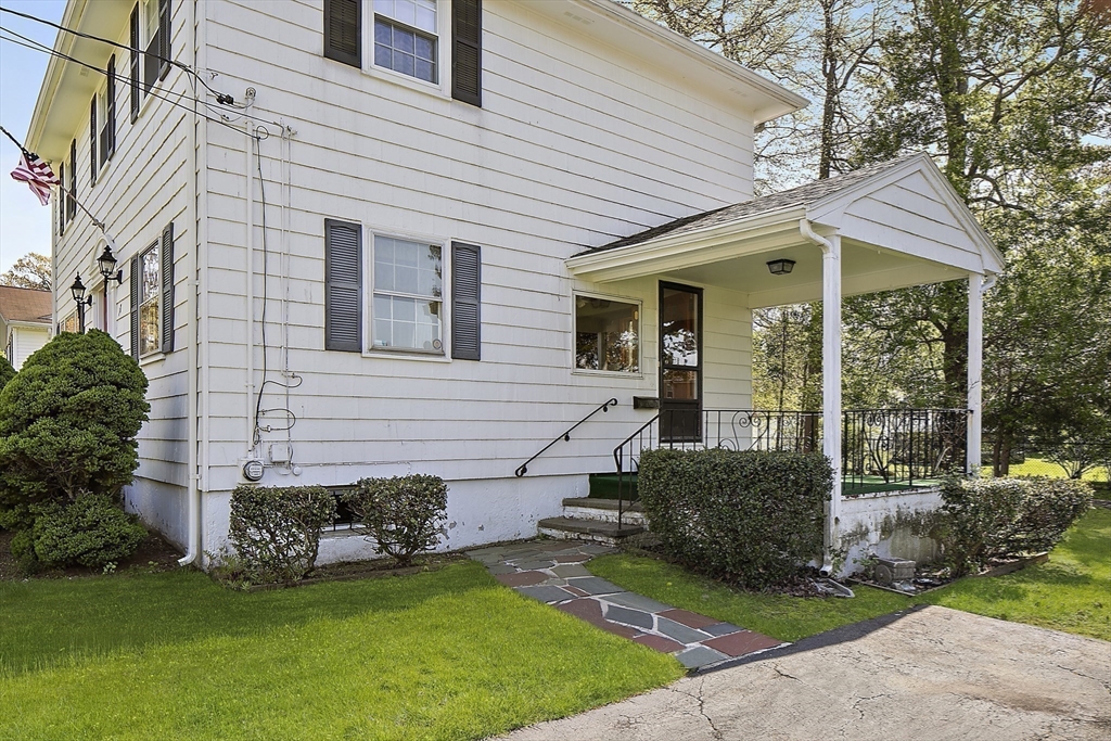 17 Irving Ave