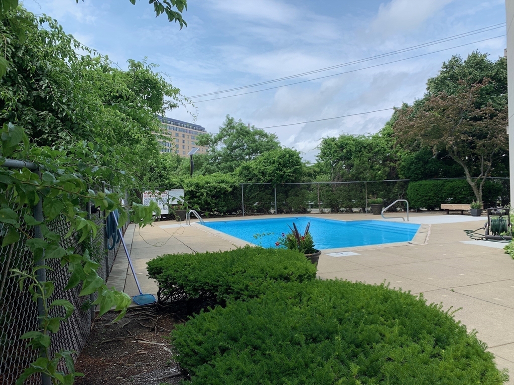 133 Commander Shea Blvd # 714