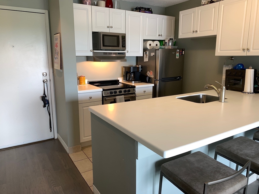 133 Commander Shea Blvd # 714