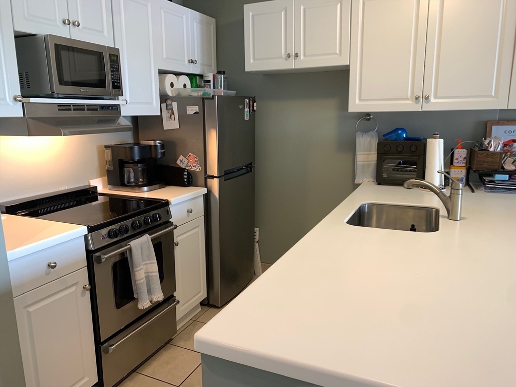 133 Commander Shea Blvd # 714