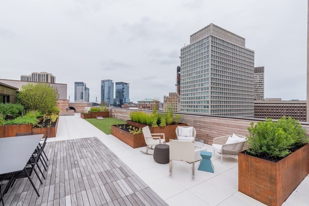 45 Temple St # 509