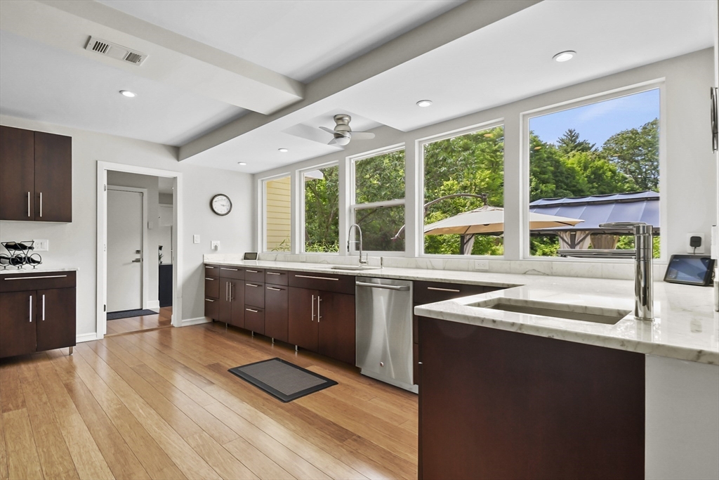 44 Walnut Street