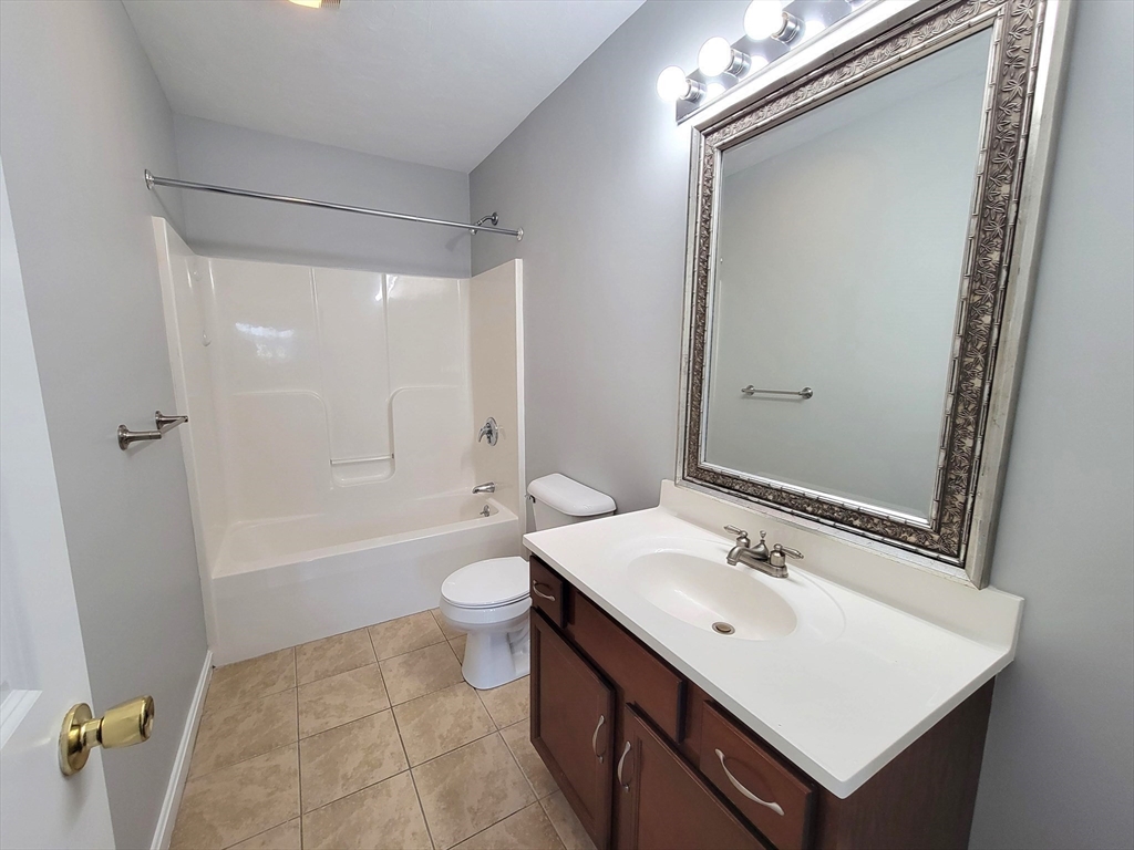 70 Oak Street Extension # 2B