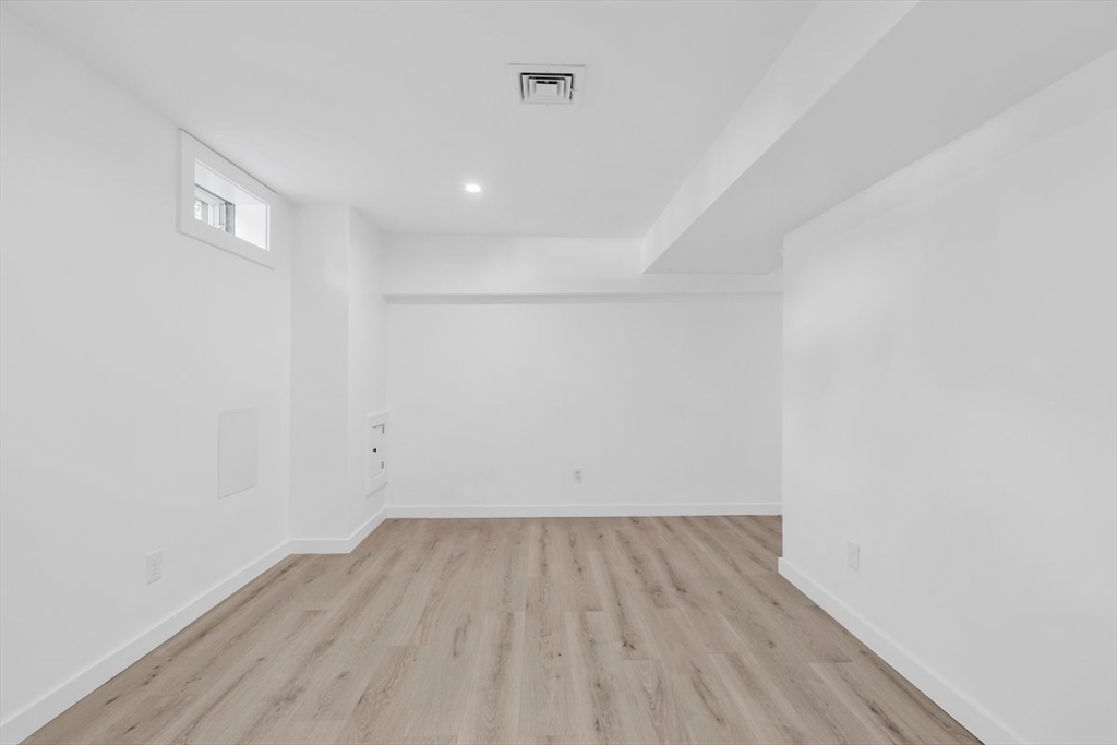 15 Parker Rd