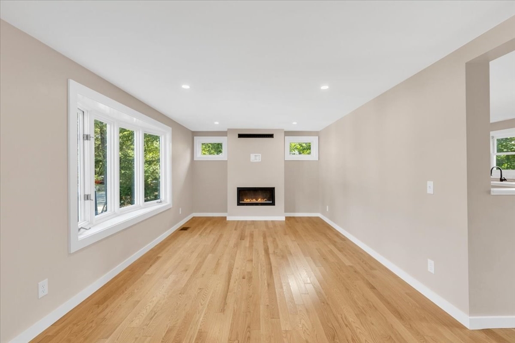 15 Parker Rd