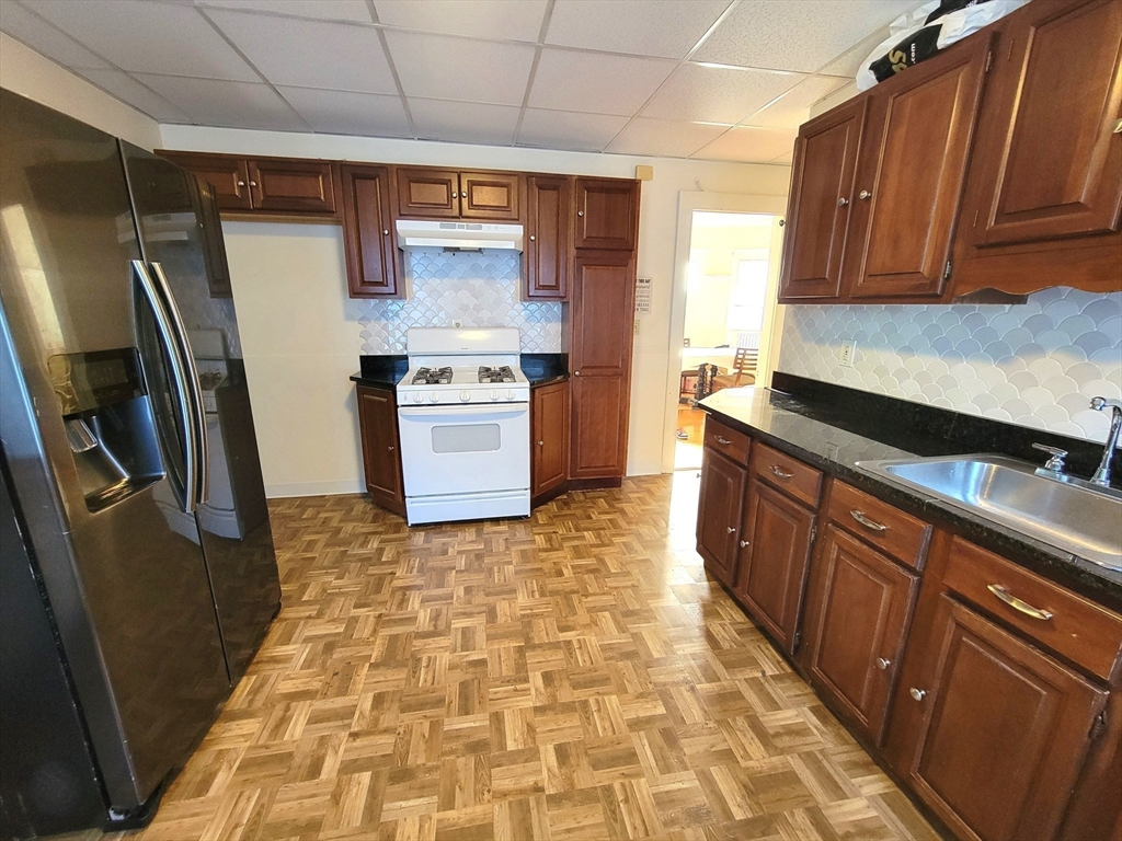 88 Selden St # 2
