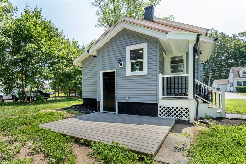 9 Hammond Rd