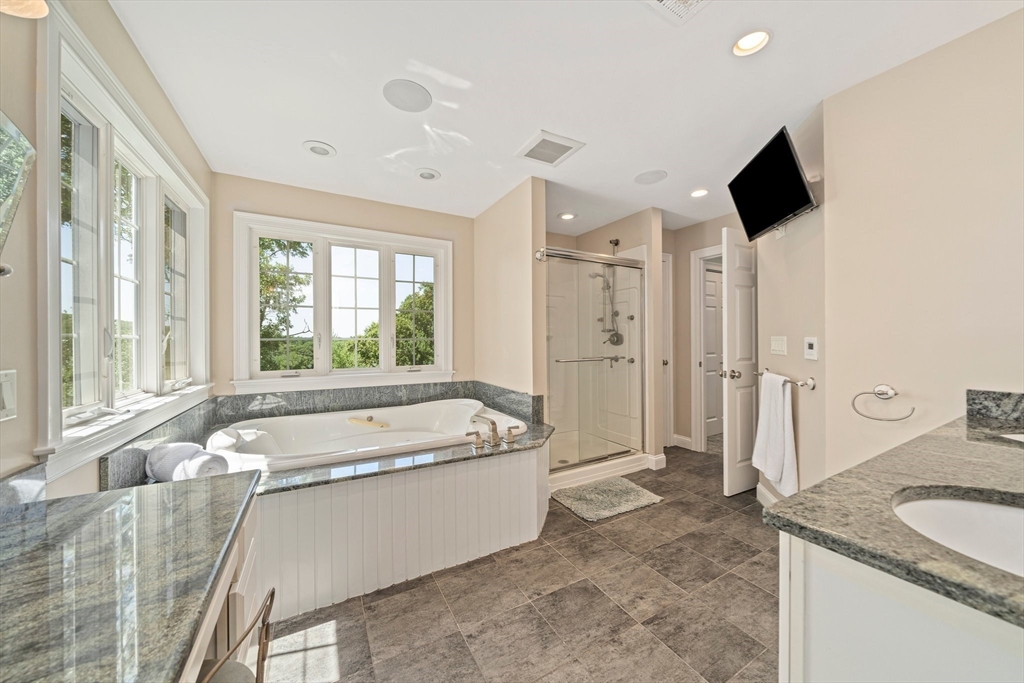 65 Grand St