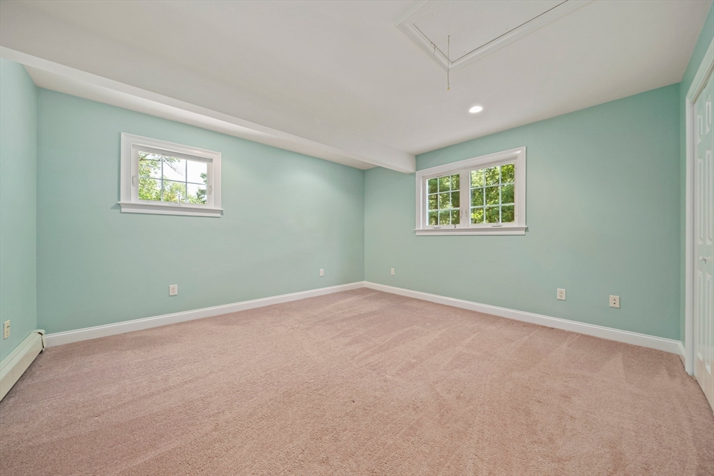 65 Grand St