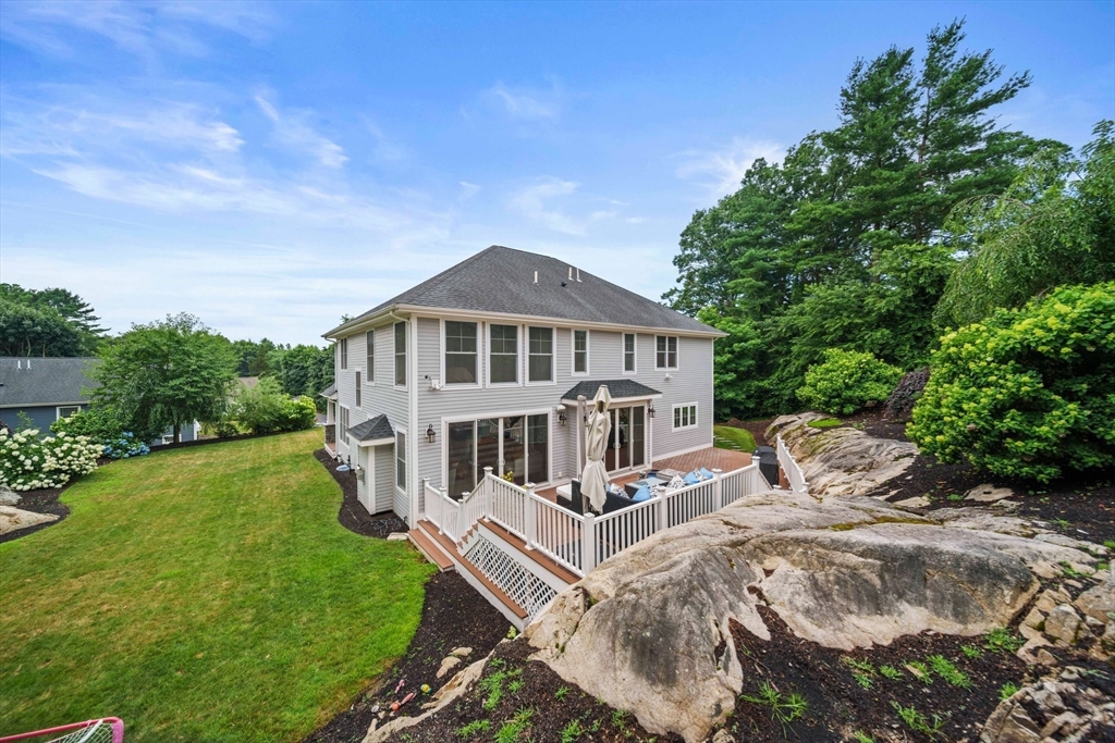 182 Bailey St