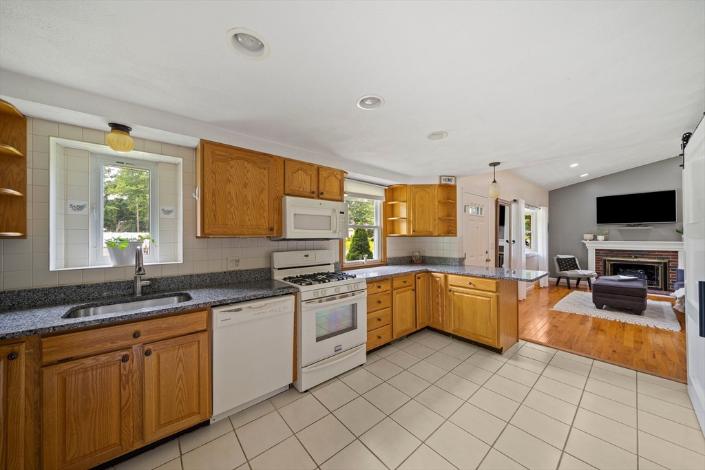 237 Turnpike St