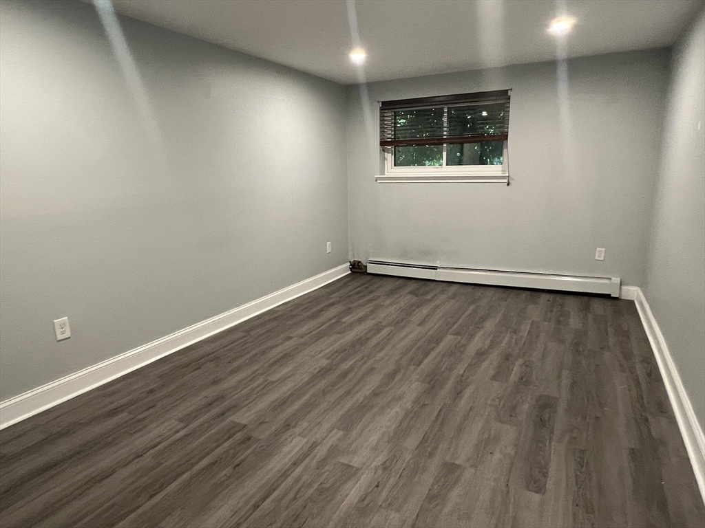 151 King St # 108