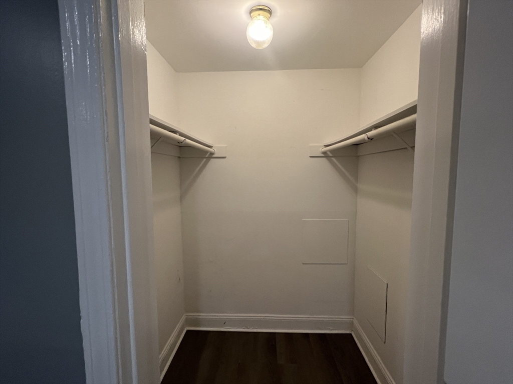 151 King St # 108